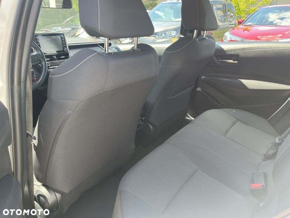Toyota Corolla - 11