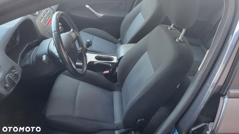 Ford Mondeo 2.0 Titanium - 9