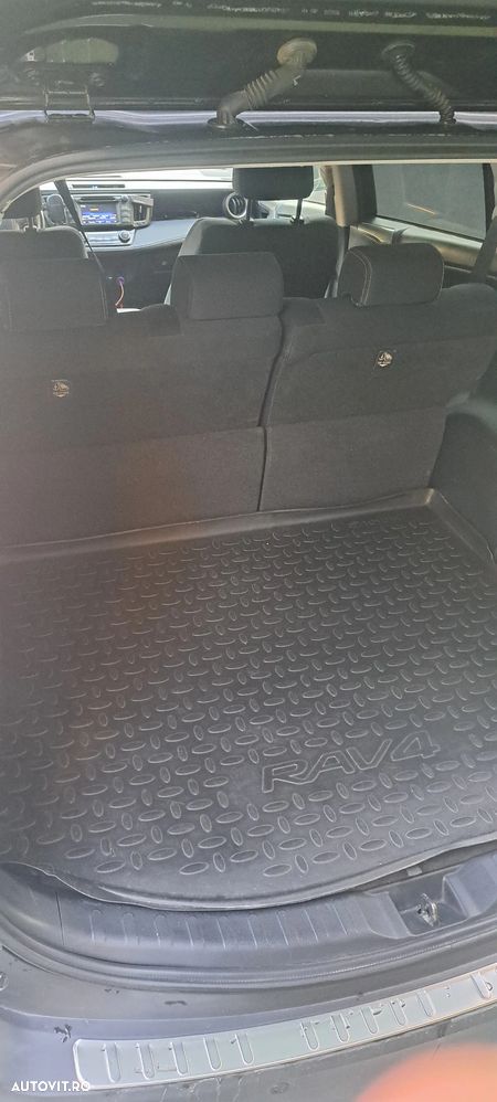 Toyota RAV4 2.0 D-4D 2WD Comfort - 7