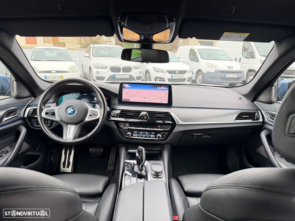 BMW 530 e Pack 50 anos M - 60