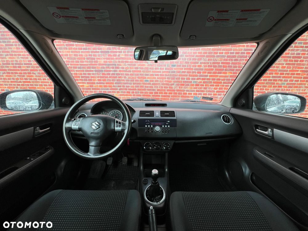 Suzuki Swift - 6