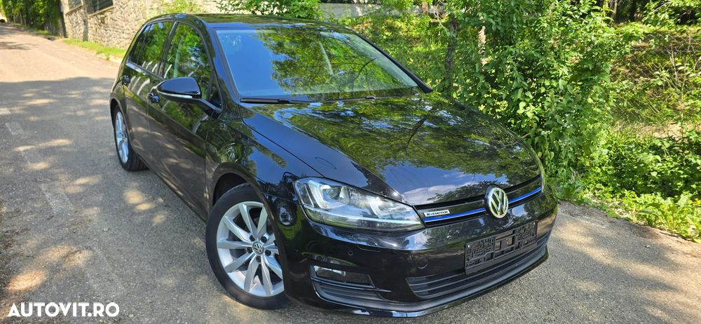 Volkswagen Golf - 3