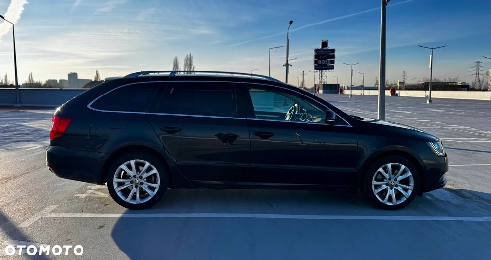 Skoda Superb 2.0 TDI Ambition - 7