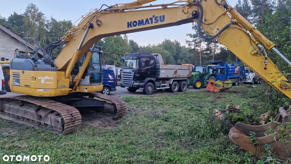 Komatsu PC228USLC - 19