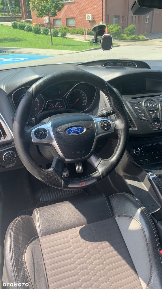 Ford Focus 2.0 EcoBoost ST - 7