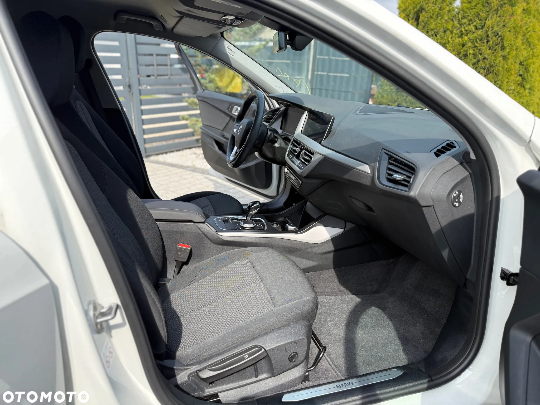 BMW Seria 1 120i Advantage - 16