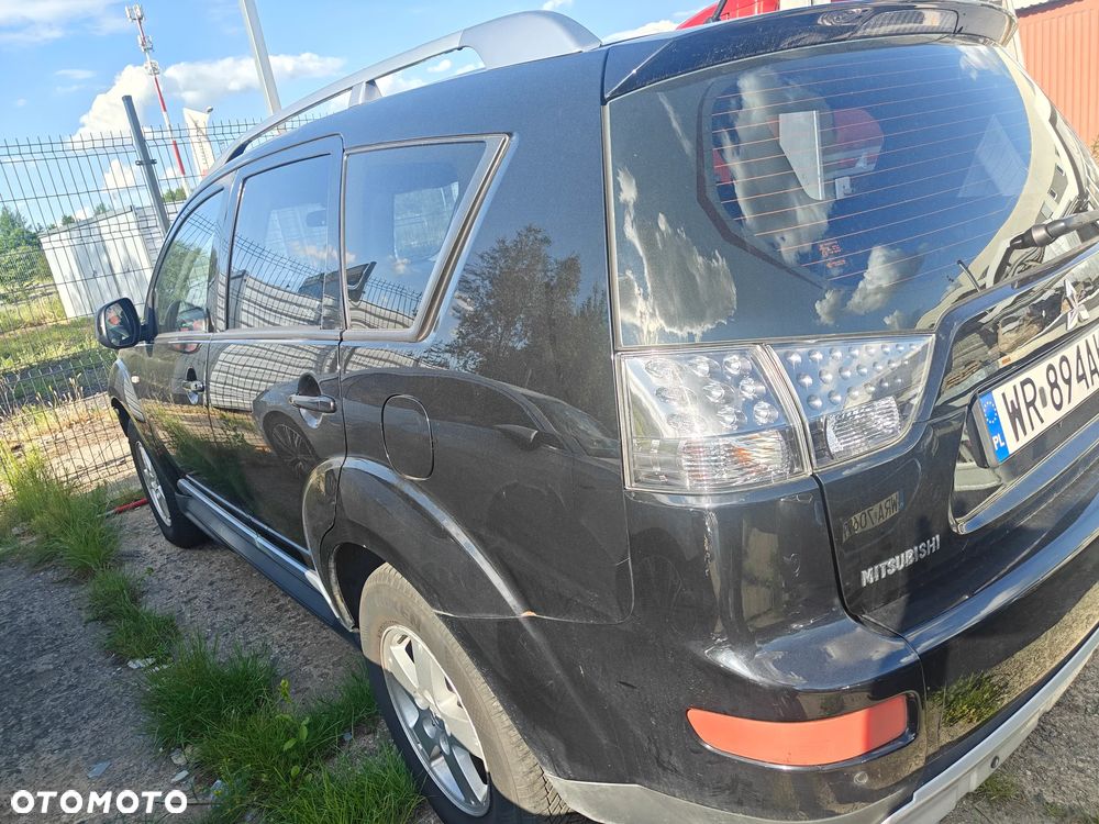 Mitsubishi Outlander 2.0 DID Intense - 3