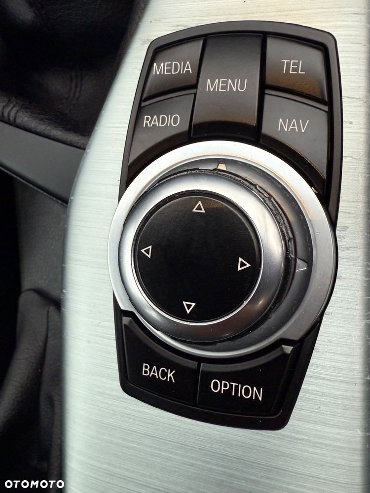 BMW Seria 1 120d xDrive - 36