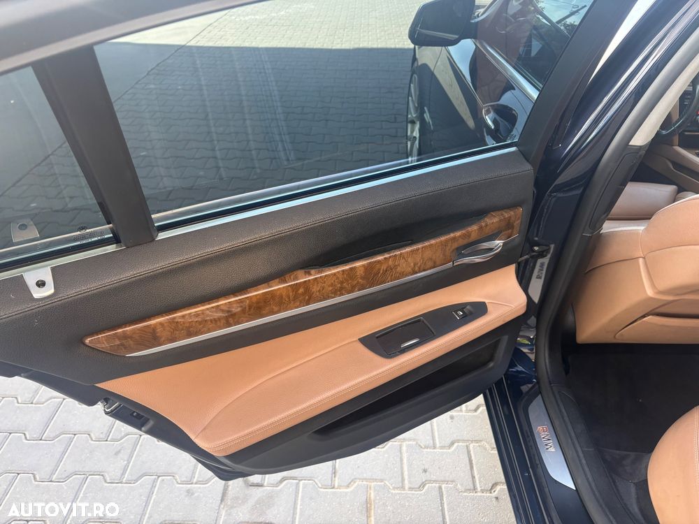 BMW Seria 7 730Ld Aut. - 14
