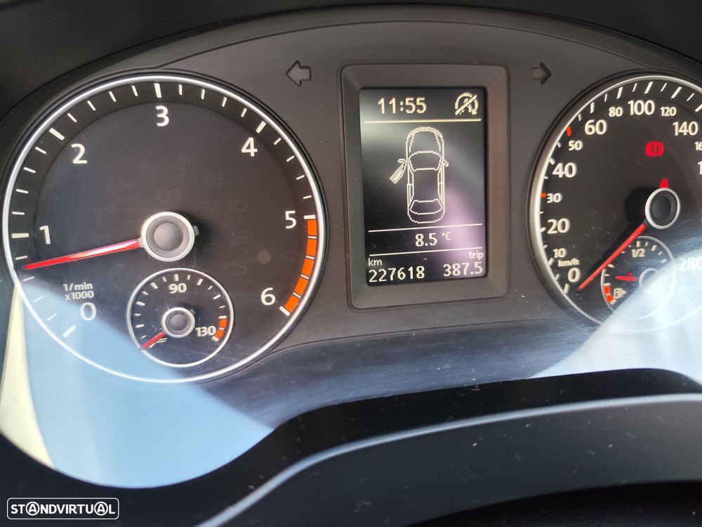 VW Jetta 1.6 TDi Trendline - 15