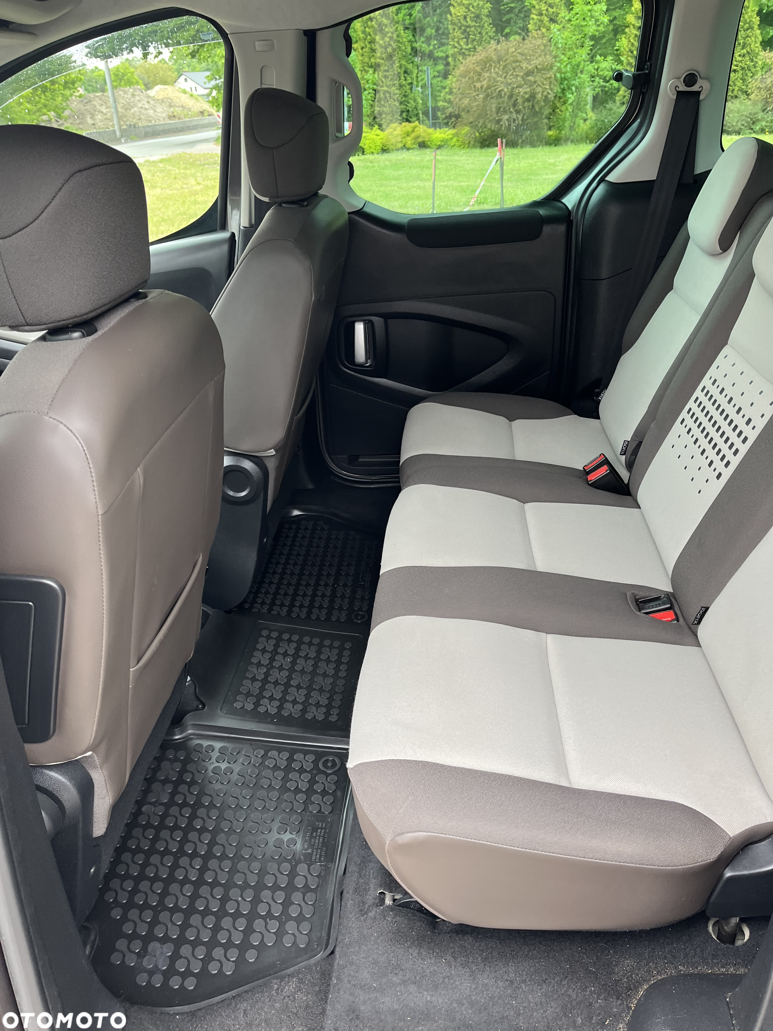 Citroën Berlingo Multispace BlueHDi 100 SELECTION - 8