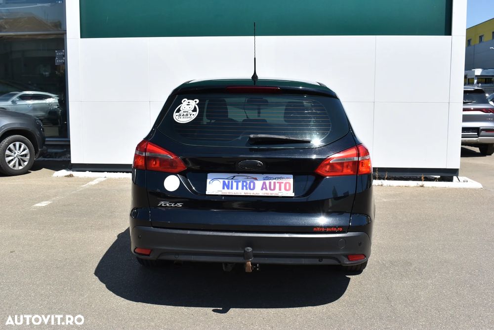 Ford Focus 1.6 TDCI DPF Trend - 6