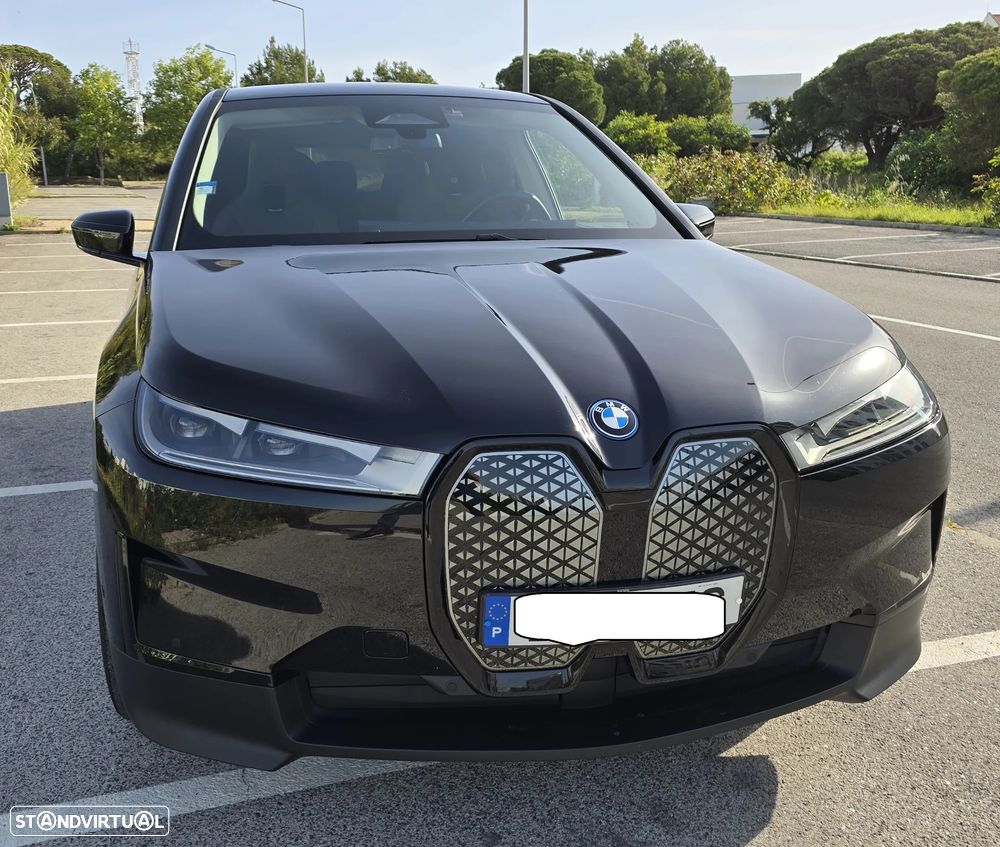 BMW iX xDrive 40 - 1