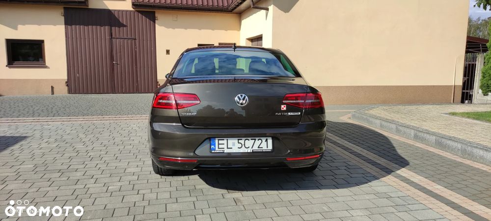 Volkswagen Passat 2.0 TDI BMT Comfortline DSG - 3