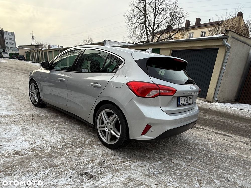 Ford Focus 1.5 TDCi SYNC Edition - 14