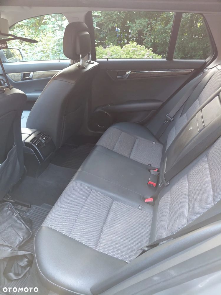 Mercedes-Benz Klasa C 200 (BlueEFFICIENCY) 7G-TRONIC - 15