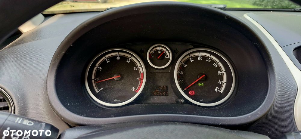 Opel Corsa - 21
