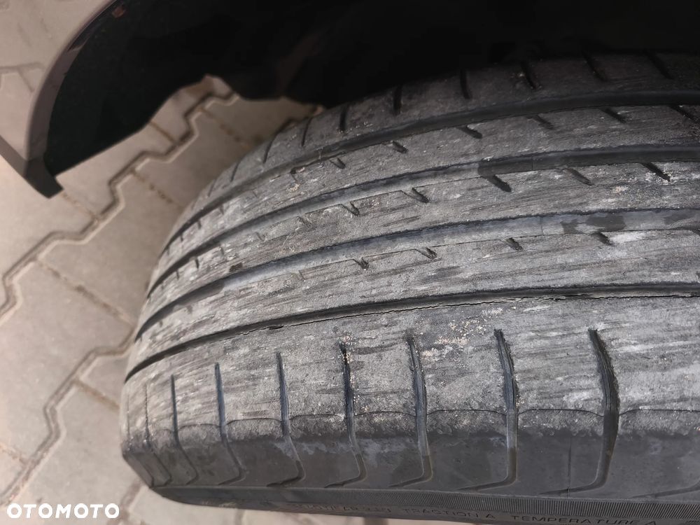 Renault Espace 1.6 dCi Energy Initiale Paris EDC 7os - 27