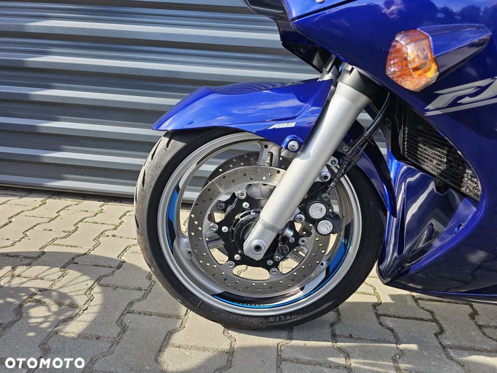 Yamaha FJR - 22