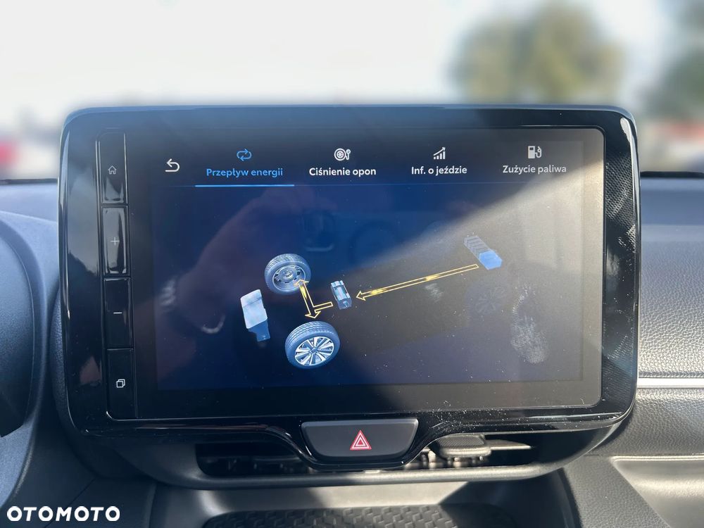 Toyota Yaris Hybrid 1.5 Style - 25