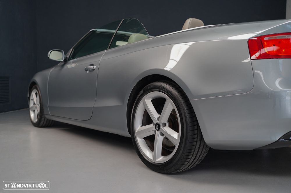 Audi A5 Cabrio 2.0 TDi - 27