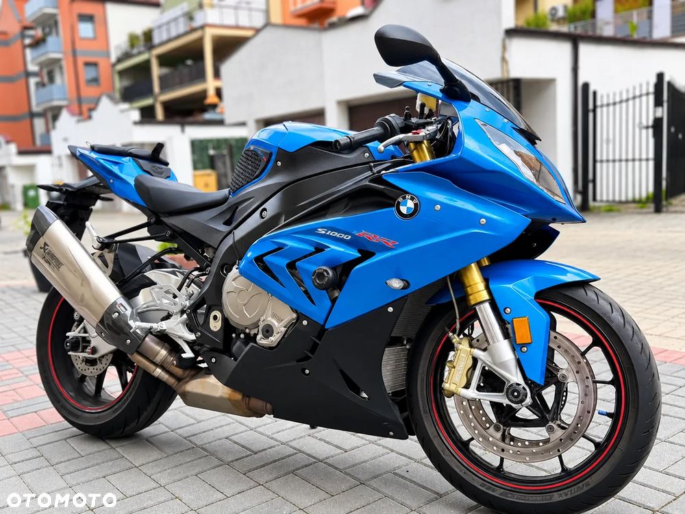 BMW S - 10