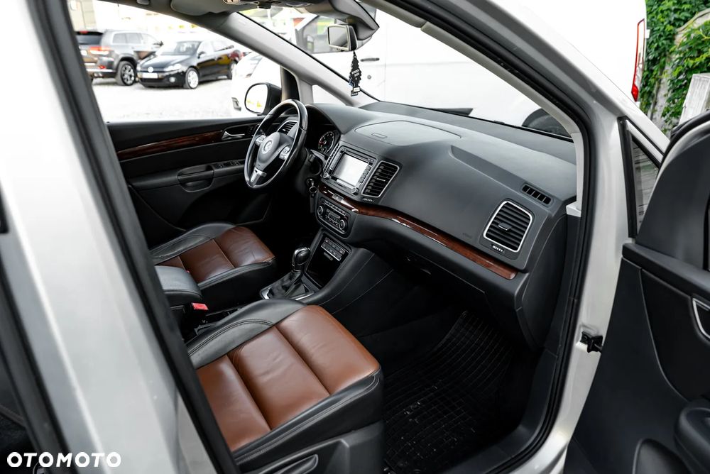 Volkswagen Sharan 2.0 TSI DSG Comfortline - 23