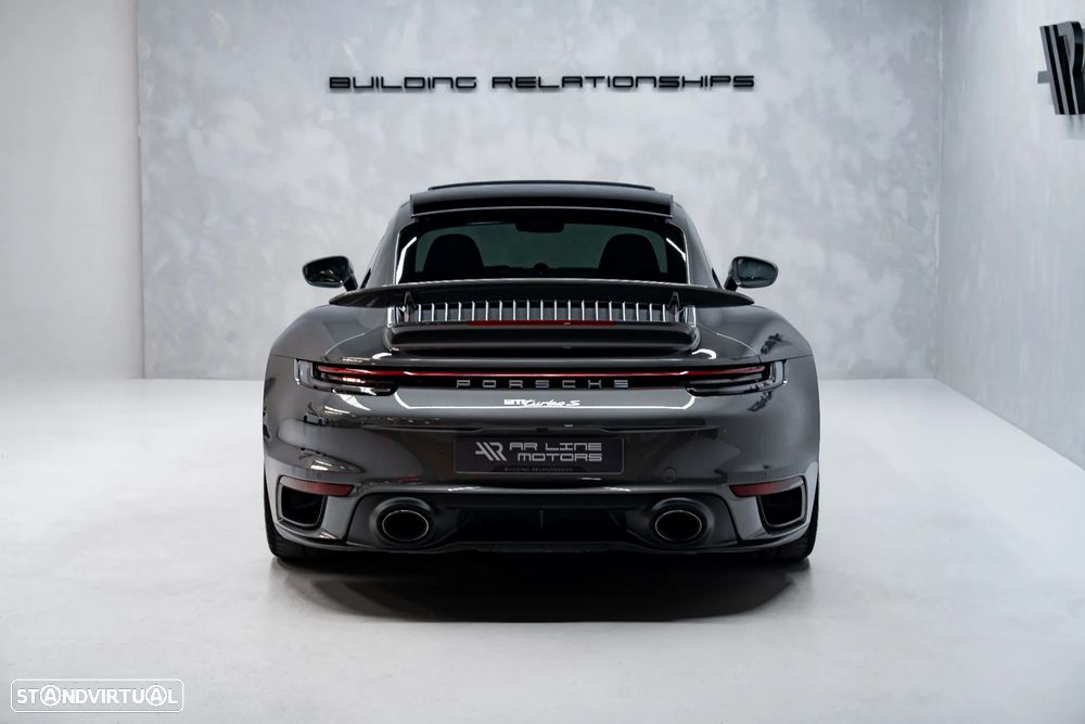 Porsche 911 (992) Turbo S - 14