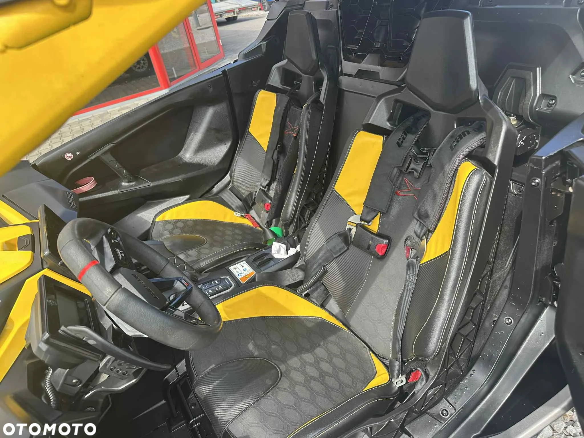 Can-Am Maverick - 6