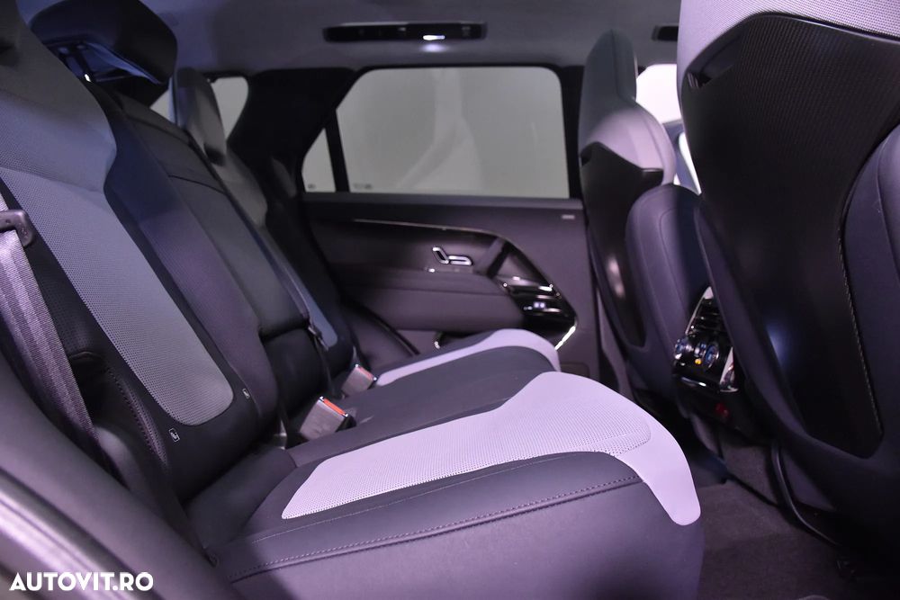 Land Rover Range Rover Sport - 12