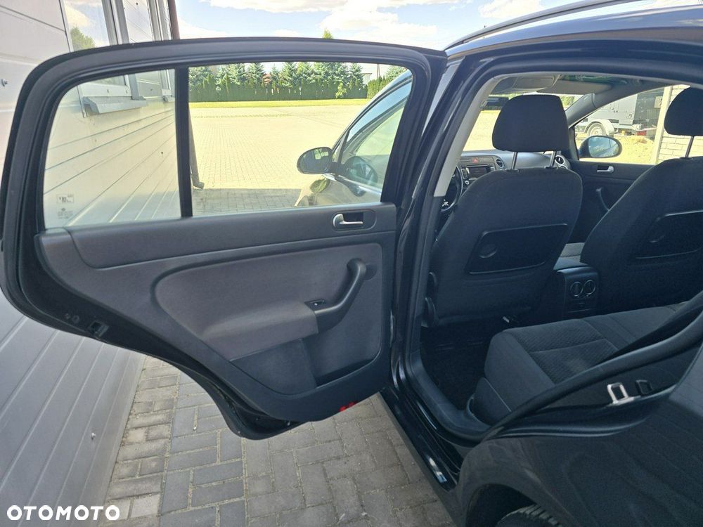 Volkswagen Golf Plus - 16