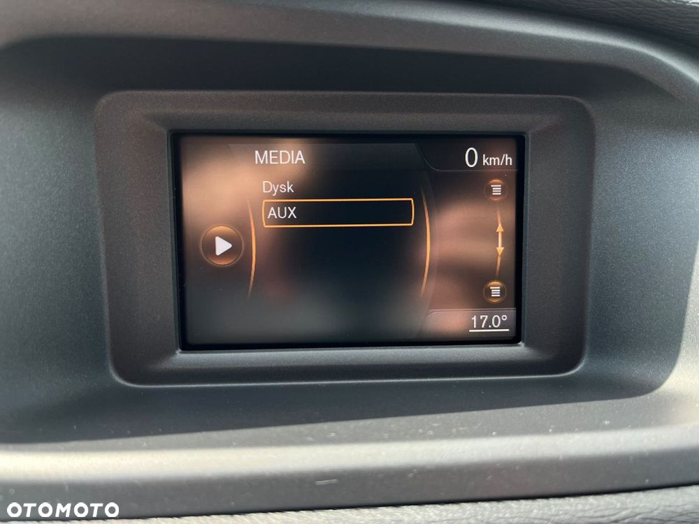 Volvo V40 - 22