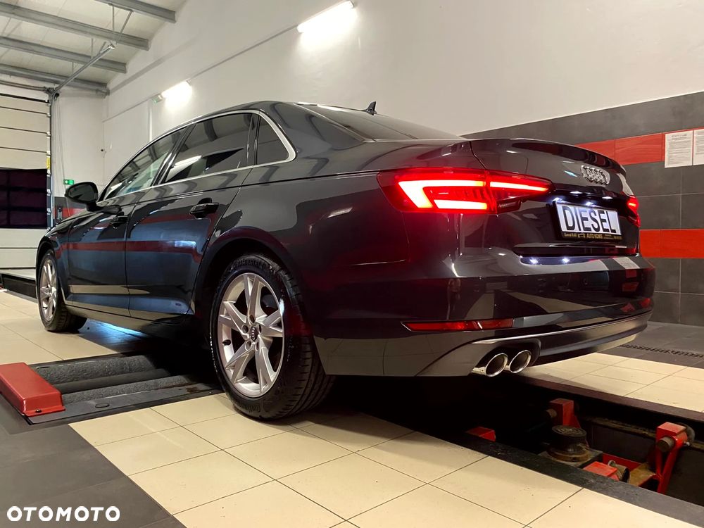 Audi A4 Limousine 2.0 TDI S tronic - 14