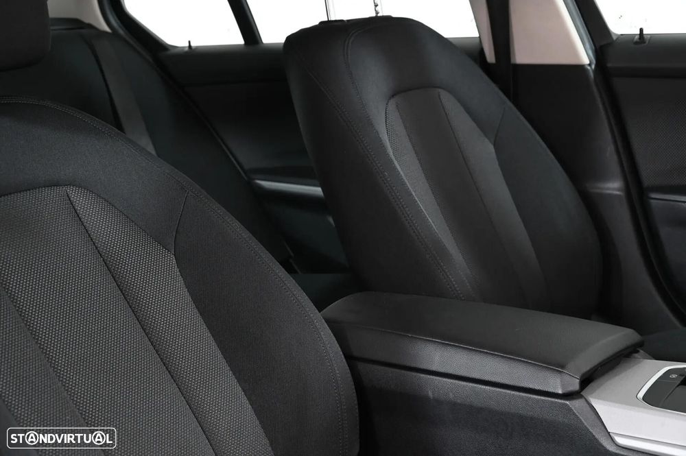 BMW 318 d Auto - 27