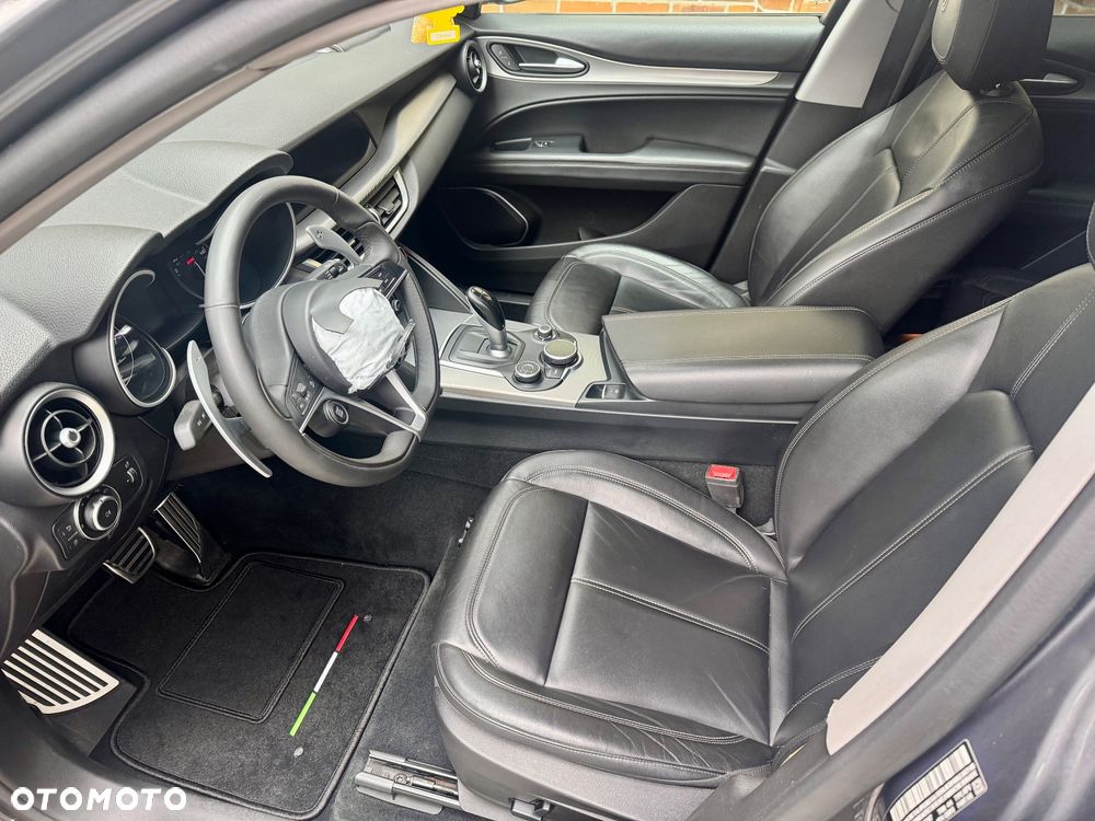 Alfa Romeo Stelvio 2.0 Turbo Veloce TI Q4 - 8