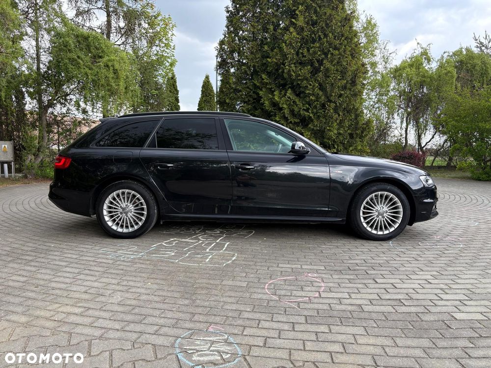 Audi A4 Avant 2.0 TDI DPF quattro S tronic S line Sportpaket - 5