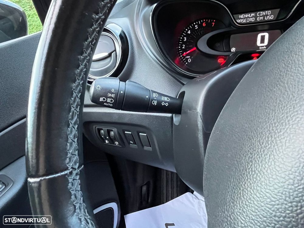 Renault Captur 0.9 TCE Initiale Paris - 17