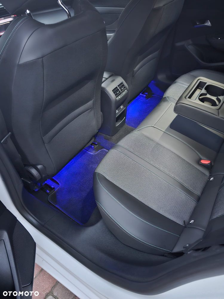 Peugeot 308 1.5 BlueHDi Allure S&S EAT8 - 18