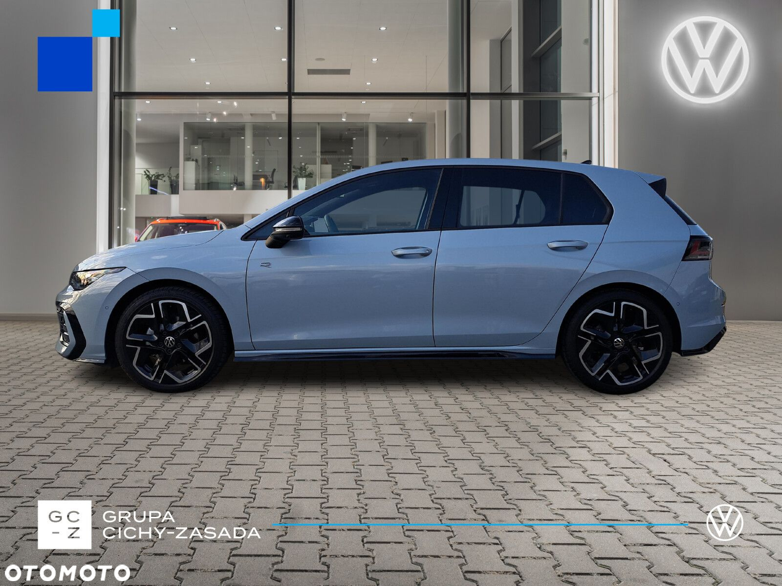 Volkswagen Golf VIII 1.5 eTSI mHEV R-Line Plus DSG - 2