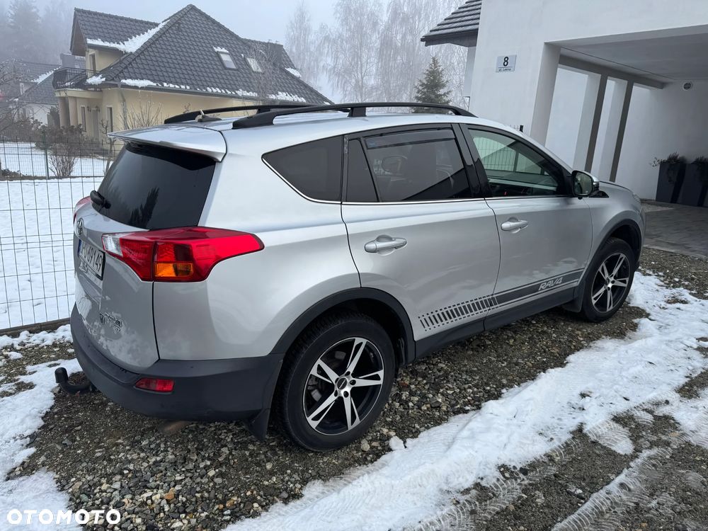 Toyota RAV4 - 1