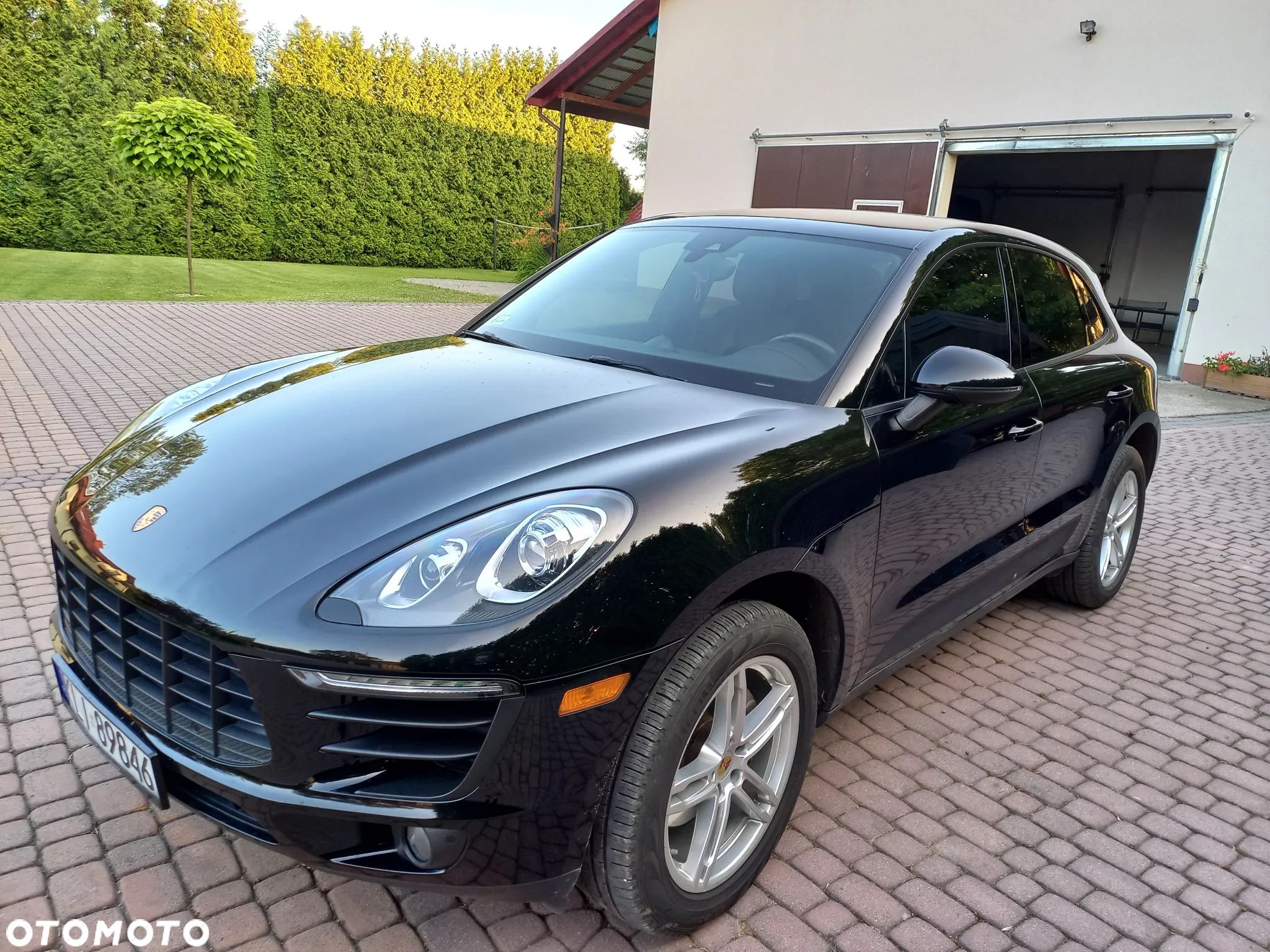 Porsche Macan Standard - 1