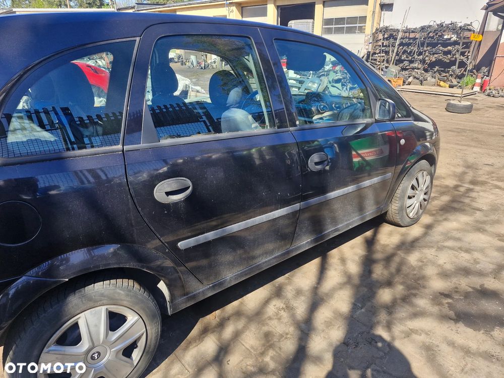 Opel Meriva Z20R maska zderzak drzwi szyby lusterka pojazd na czesci - 6