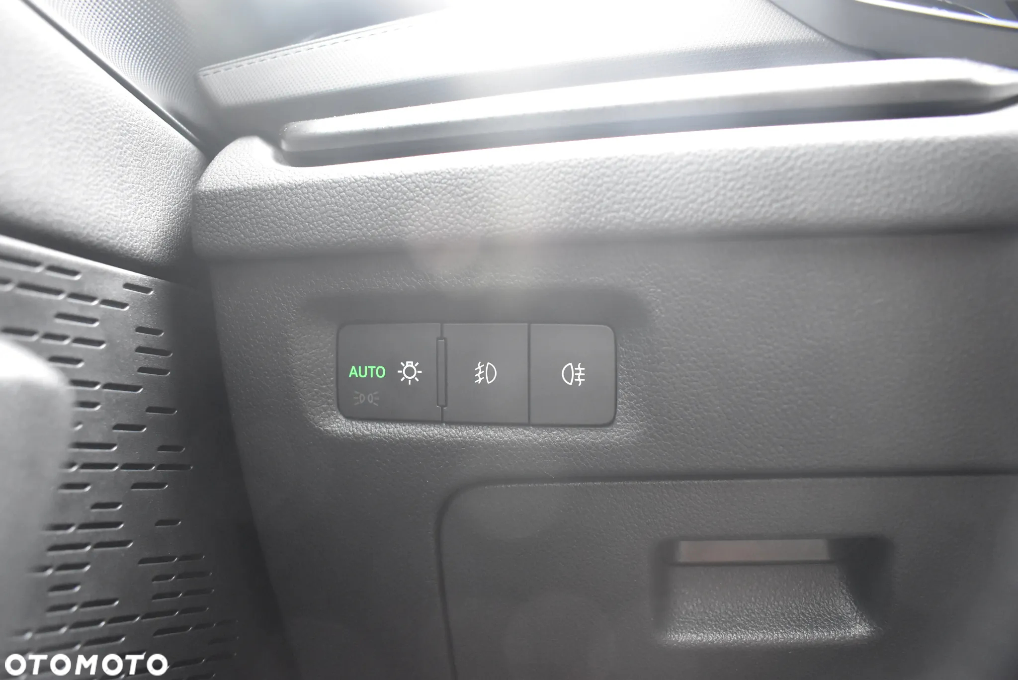Skoda Octavia 1.5 TSI ACT Ambition - 24