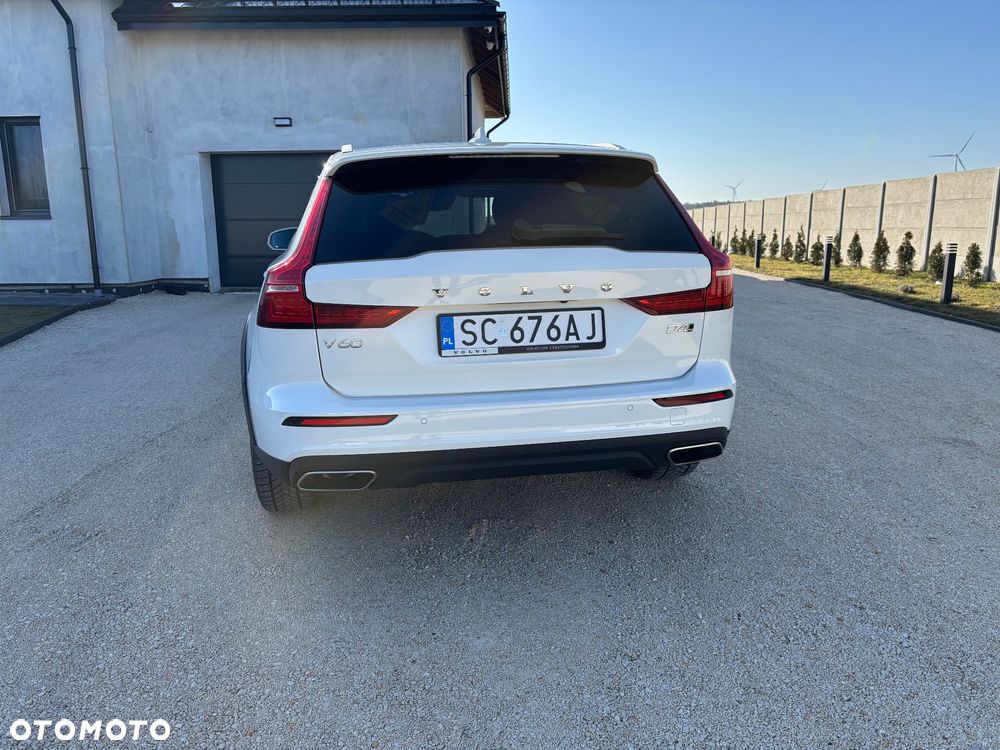 Volvo V60 Cross Country D4 AWD - 11