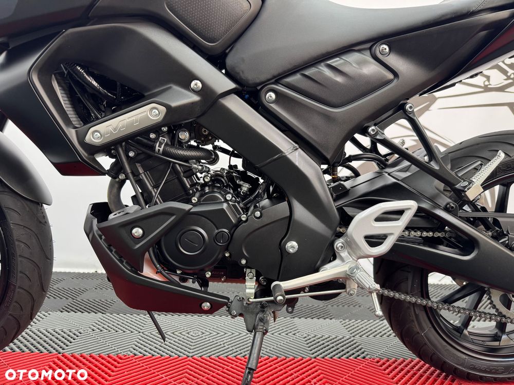 Yamaha MT - 16