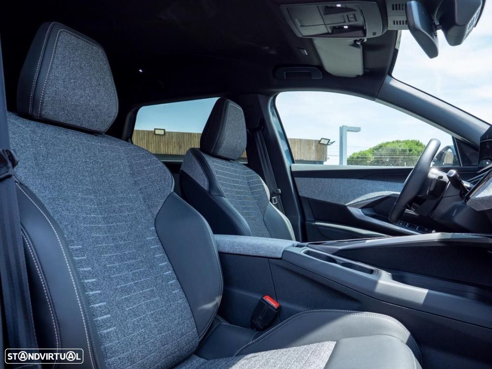 Peugeot E-5008 73 kWh Allure - 21