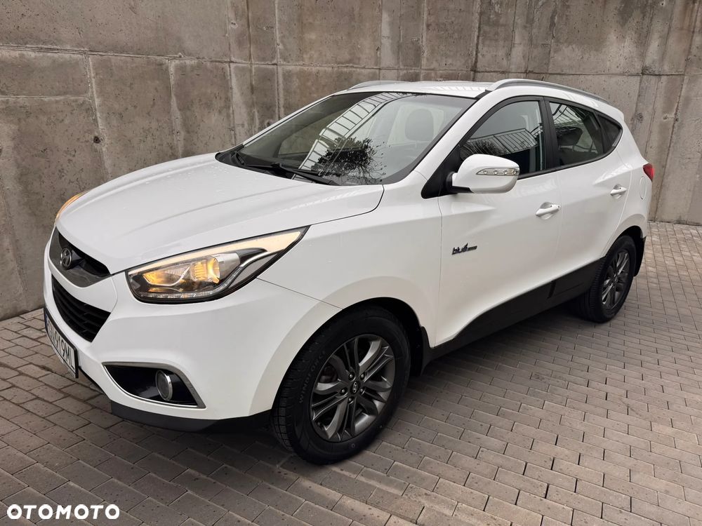 Hyundai ix35 blue 1.6 2WD Finale Gold - 4