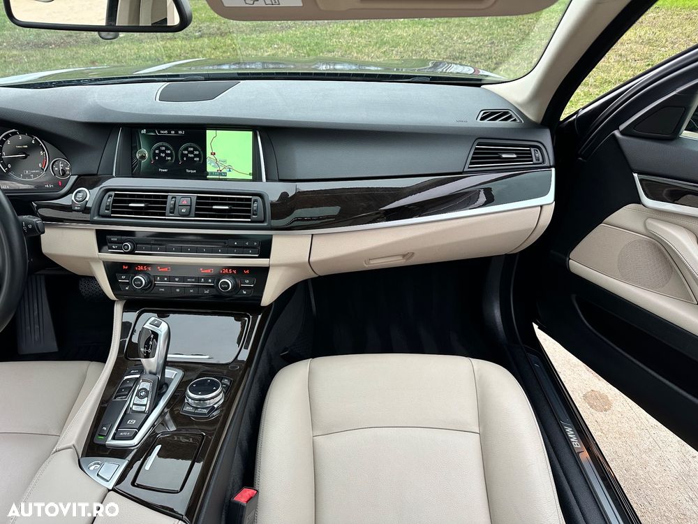BMW Seria 5 520d Touring Aut. Luxury Line - 24