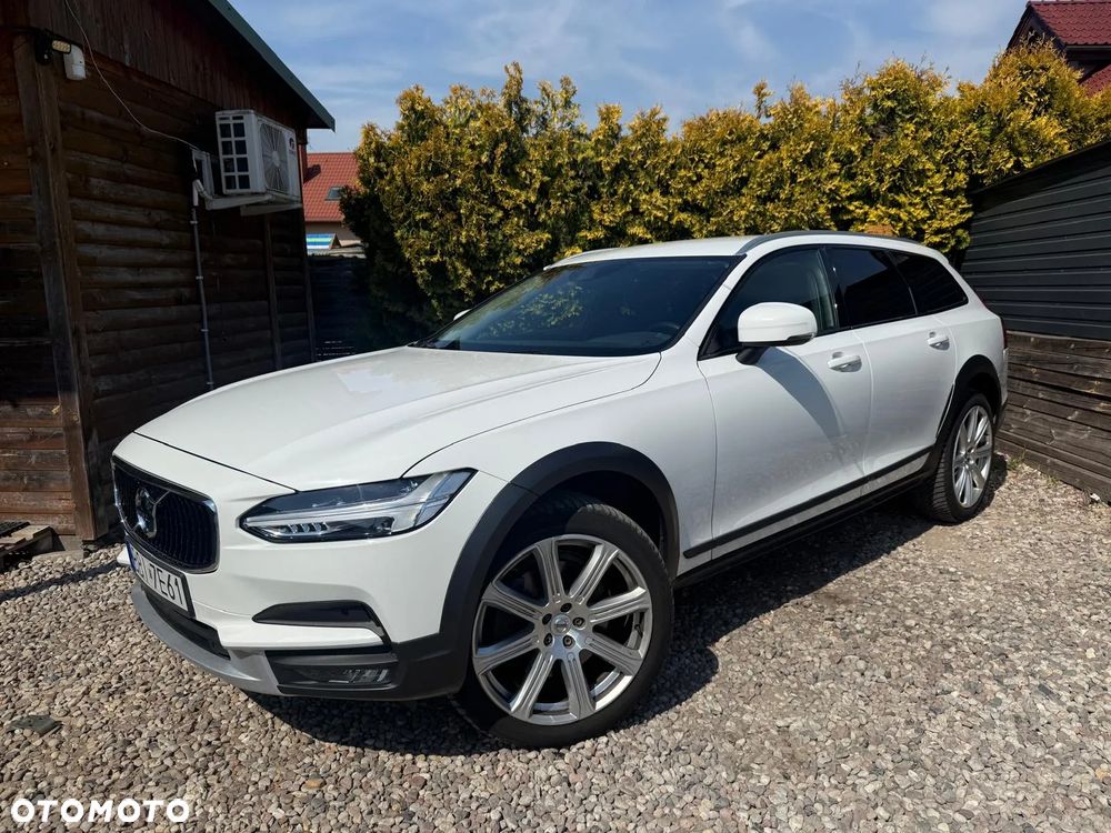Volvo V90 Cross Country D5 AWD Geartronic - 2