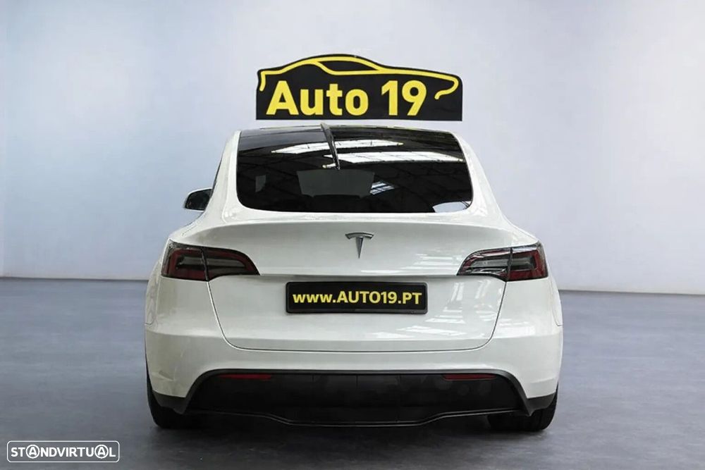 Tesla Model Y RWD - 7